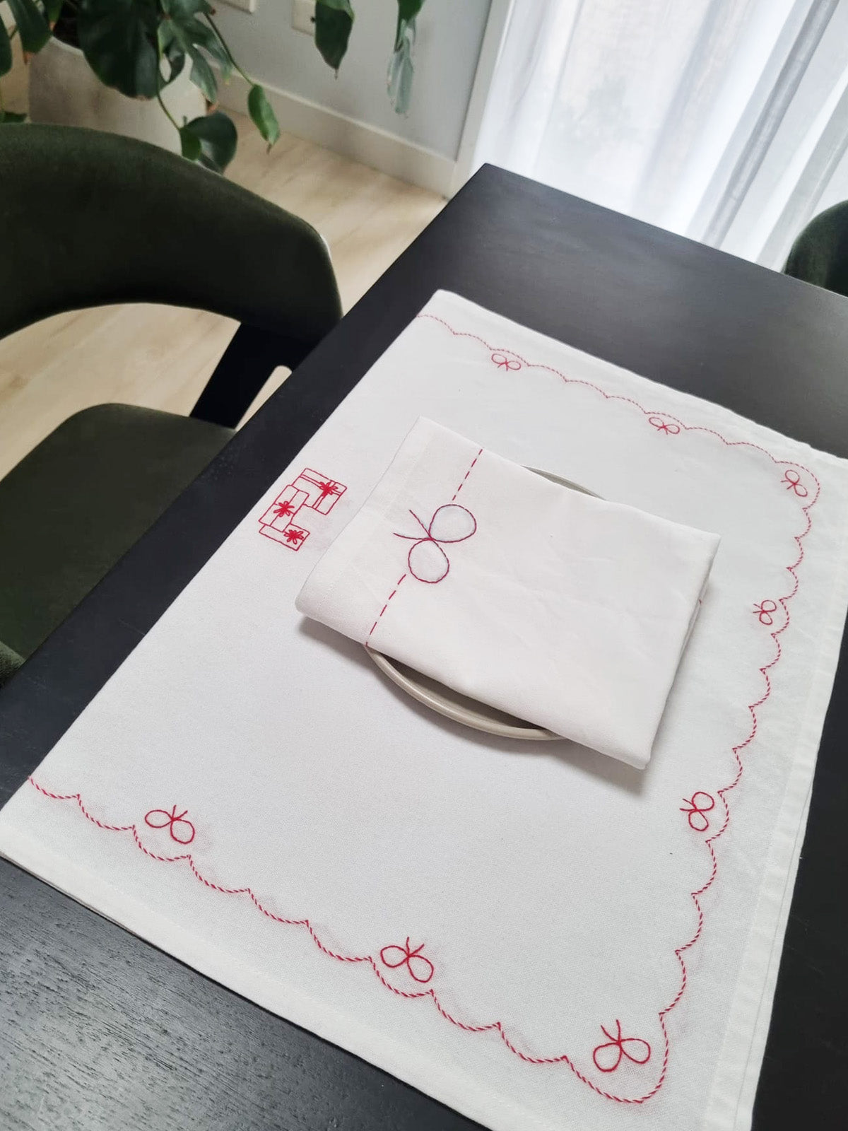 christmas bow napkins